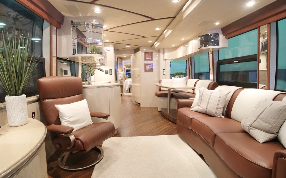 Luxury Offers goss-img